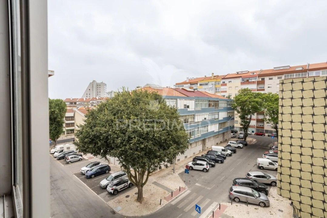 Apartamento T3 para Venda em Algés, Linda-A-Velha e Cruz Quebrada-Dafundo Foto 19