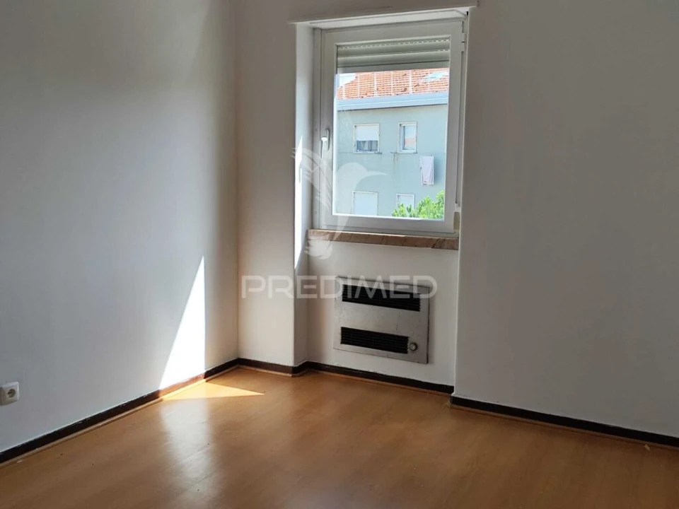 Apartamento T3 para Venda em Algés, Linda-A-Velha e Cruz Quebrada-Dafundo Foto 6