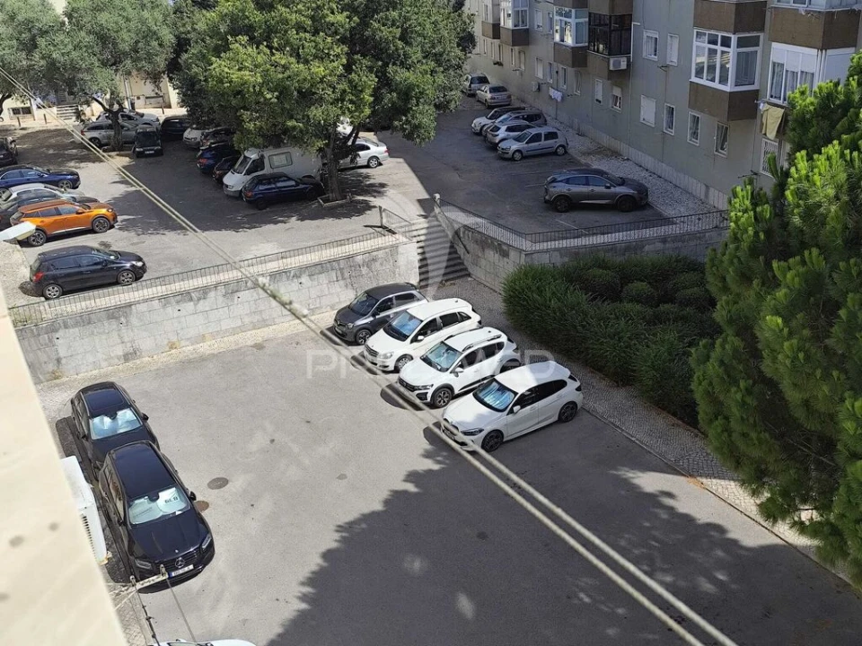 Apartamento T3 para Venda em Algés, Linda-A-Velha e Cruz Quebrada-Dafundo Foto 10