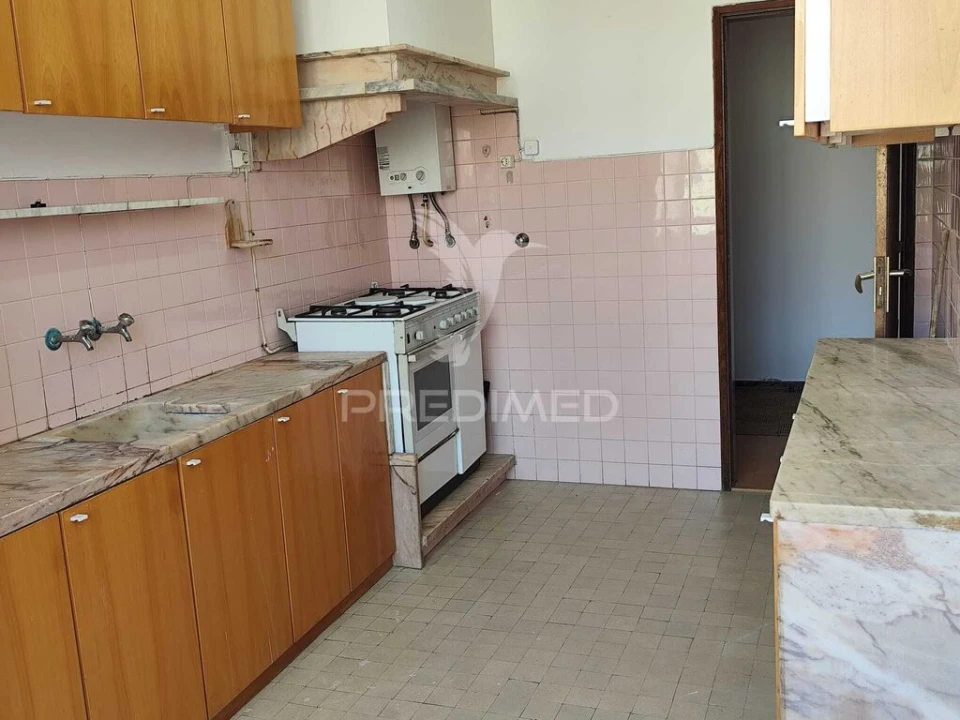 Apartamento T3 para Venda em Algés, Linda-A-Velha e Cruz Quebrada-Dafundo Foto 16