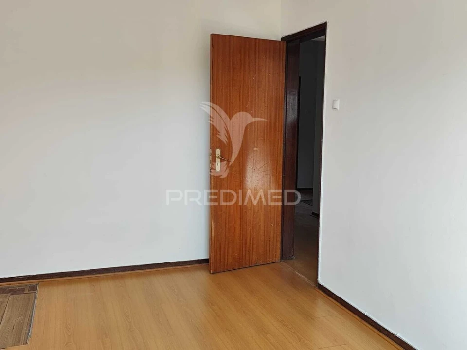 Apartamento T3 para Venda em Algés, Linda-A-Velha e Cruz Quebrada-Dafundo Foto 7