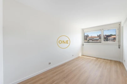 Apartamento T2 para Venda em Gondifelos, Cavalões e Outiz
