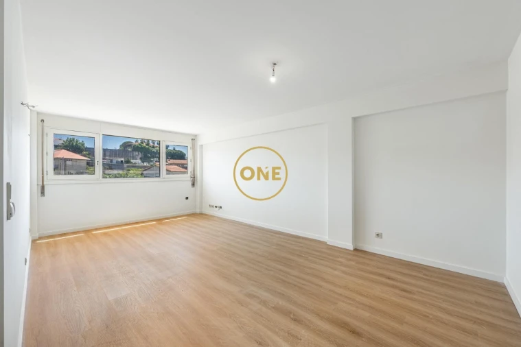 Apartamento T2 para Venda em Gondifelos, Cavalões e Outiz Foto 7