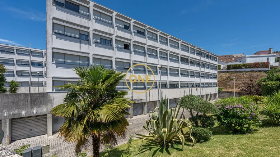 Apartamento T2 para Venda em Gondifelos, Cavalões e Outiz
