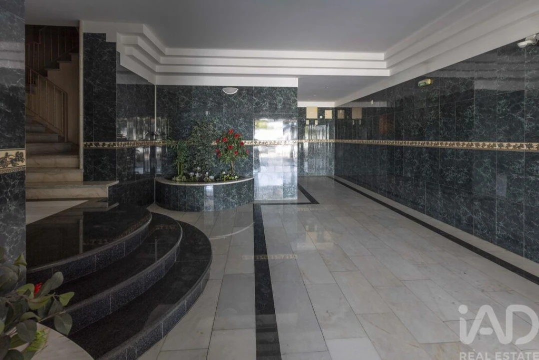Apartamento T3 para Venda em Póvoa de Santa Iria e Forte da Casa Foto 30