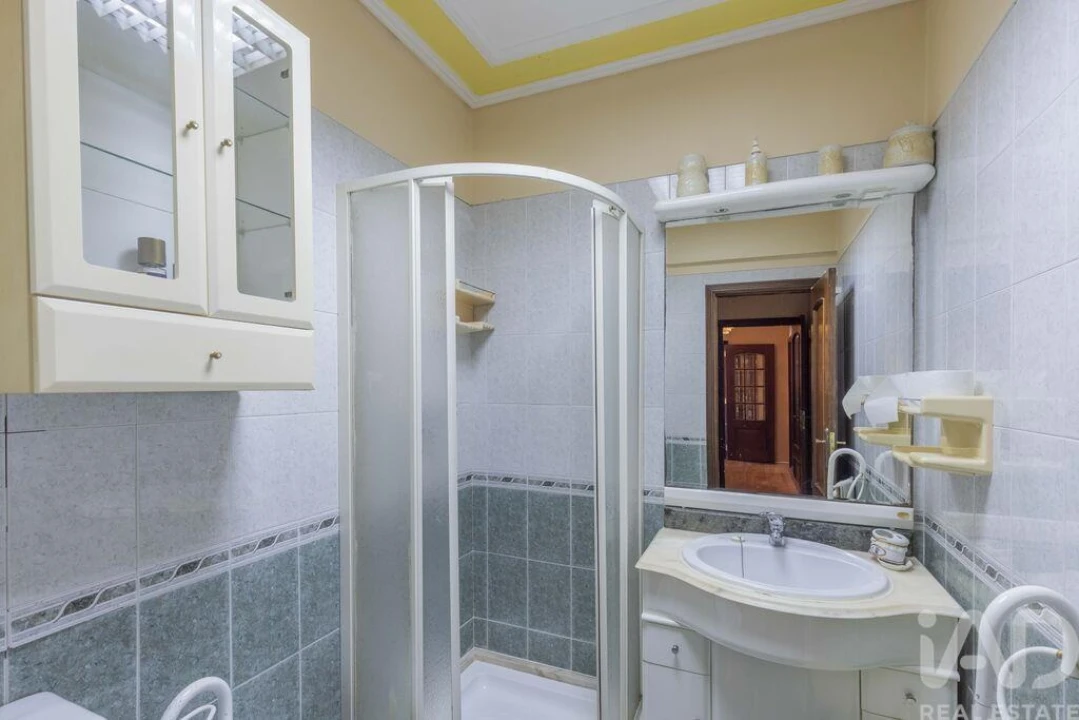 Apartamento T3 para Venda em Póvoa de Santa Iria e Forte da Casa Foto 12