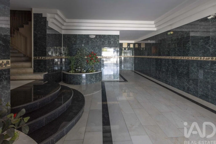 Apartamento T3 para Venda em Póvoa de Santa Iria e Forte da Casa Foto 30