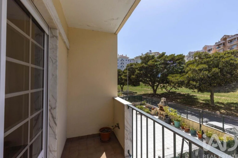 Apartamento T3 para Venda em Póvoa de Santa Iria e Forte da Casa Foto 27
