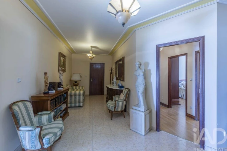 Apartamento T3 para Venda em Póvoa de Santa Iria e Forte da Casa Foto 8