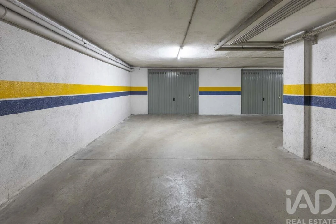 Apartamento T3 para Venda em Póvoa de Santa Iria e Forte da Casa Foto 32