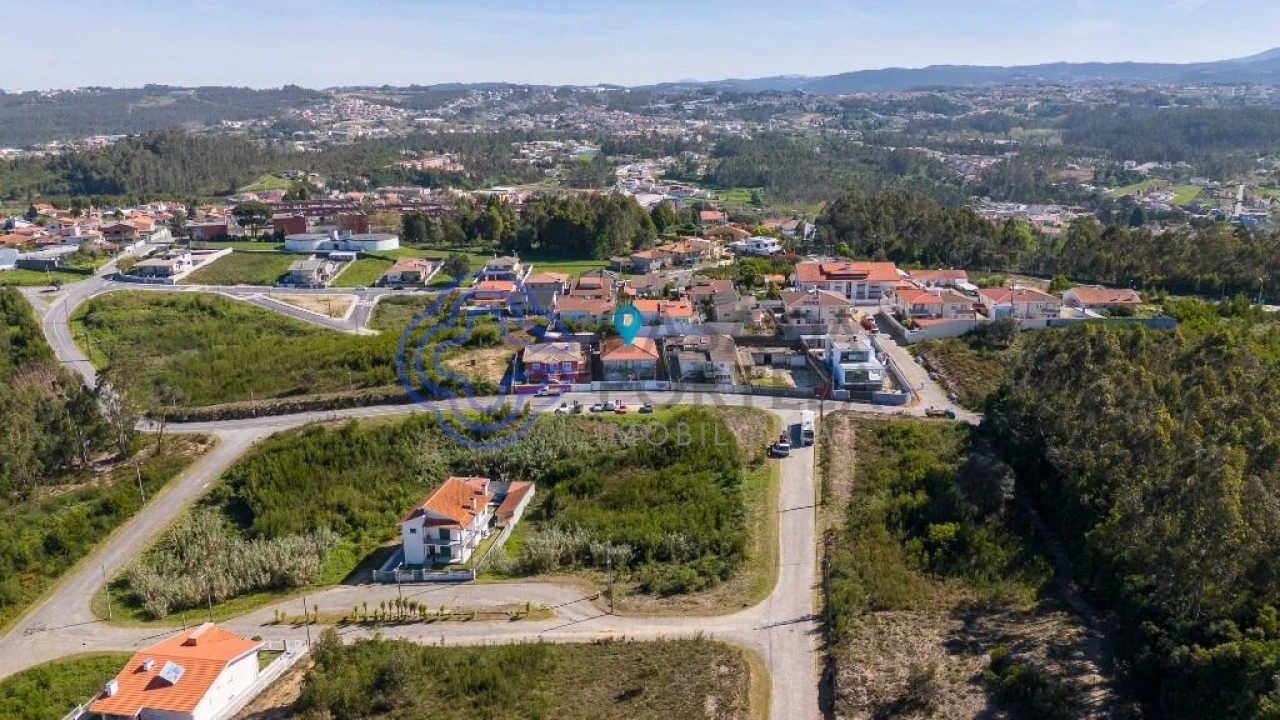 Moradia T3 para Venda em Fornos Foto 41
