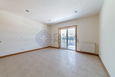 Moradia T3 para Venda em Fornos
