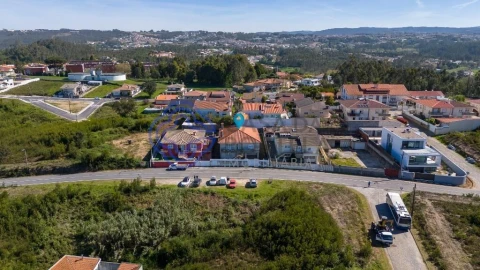 Moradia T3 para Venda em Fornos