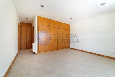 Moradia T3 para Venda em Fornos