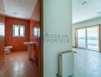 Moradia T3 para Venda em Fornos