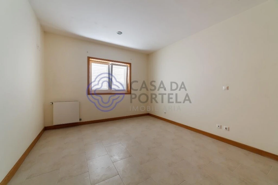 Moradia T3 para Venda em Fornos Foto 6