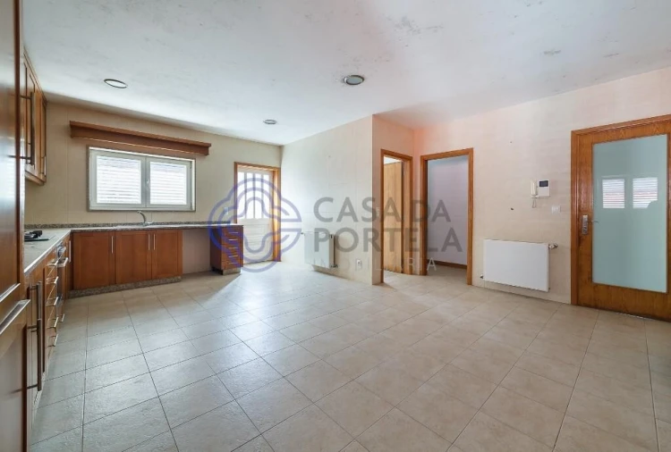 Moradia T3 para Venda em Fornos Foto 2