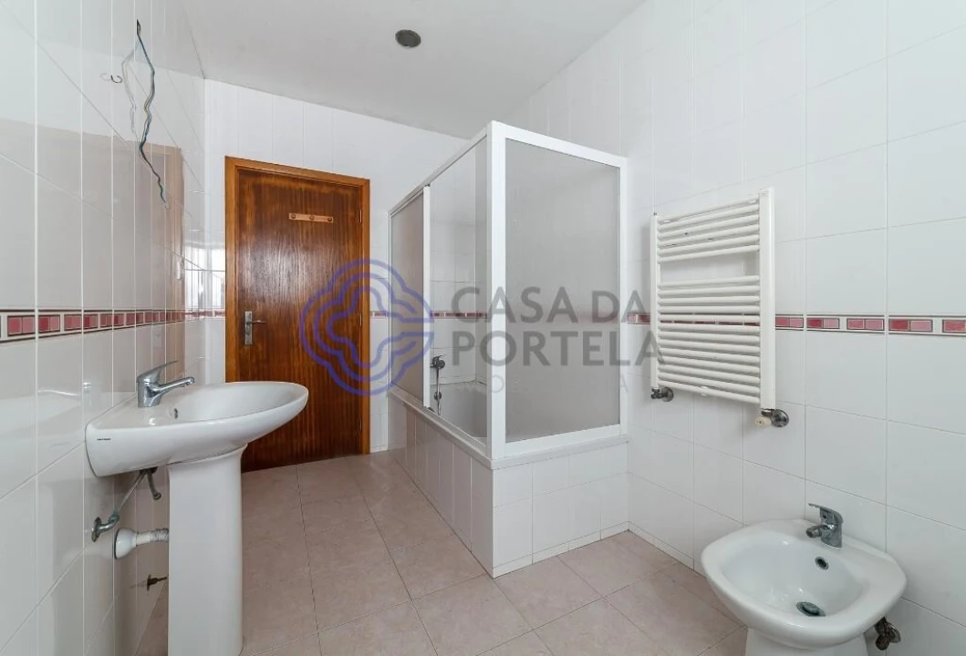 Moradia T3 para Venda em Fornos Foto 18