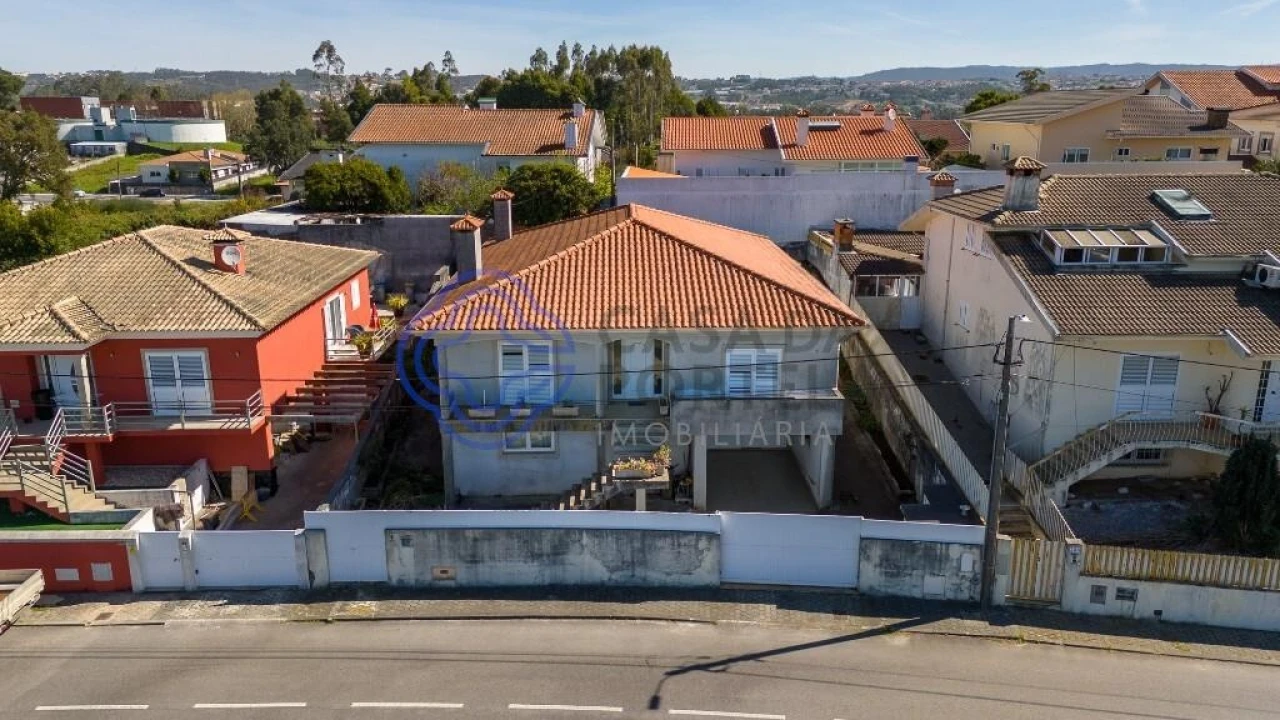 Moradia T3 para Venda em Fornos Foto 1