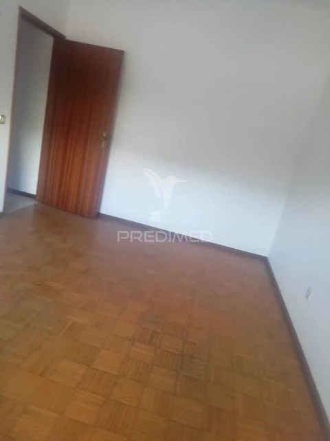 Apartamento T3 para Venda em Peso da Régua e Godim