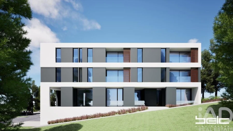Apartamento T3 para Venda em Estômbar e Parchal Foto 3
