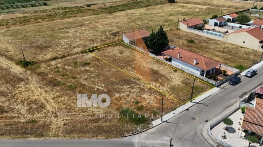 Terreno para Venda em Alpiarça Foto 4