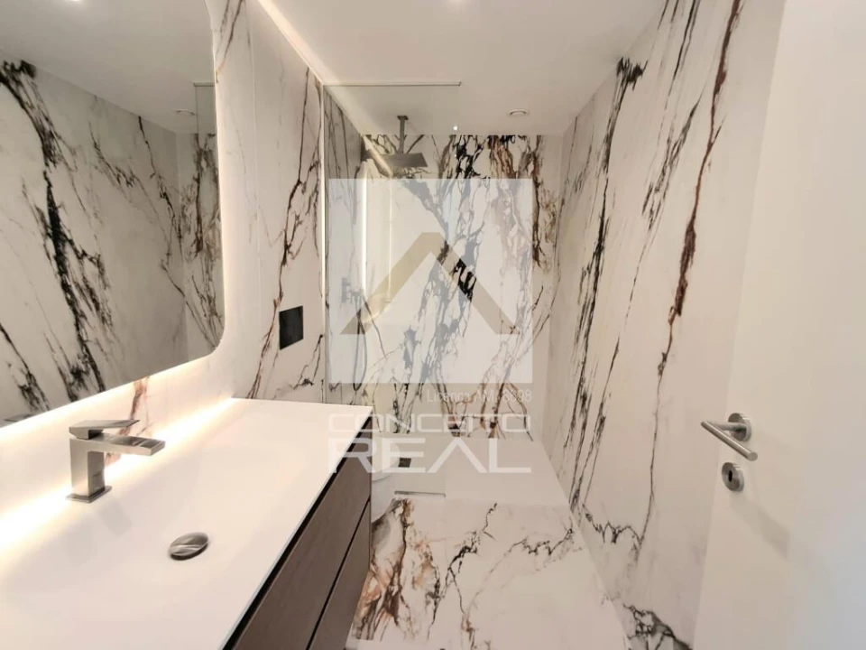 Apartamento T4 para Venda em Matosinhos e Leça da Palmeira Foto 33