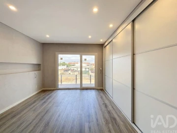 Moradia T3 para Venda em Fernao Ferro