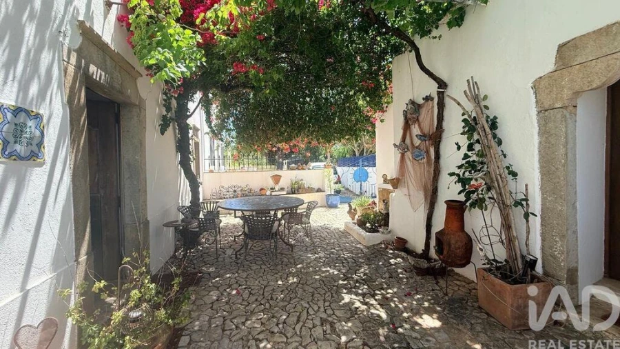 Moradia T3 para Venda em Santa Barbara de Nexe Foto 6