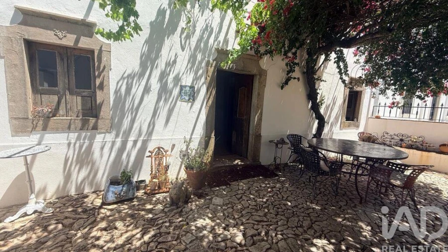 Moradia T3 para Venda em Santa Barbara de Nexe Foto 33