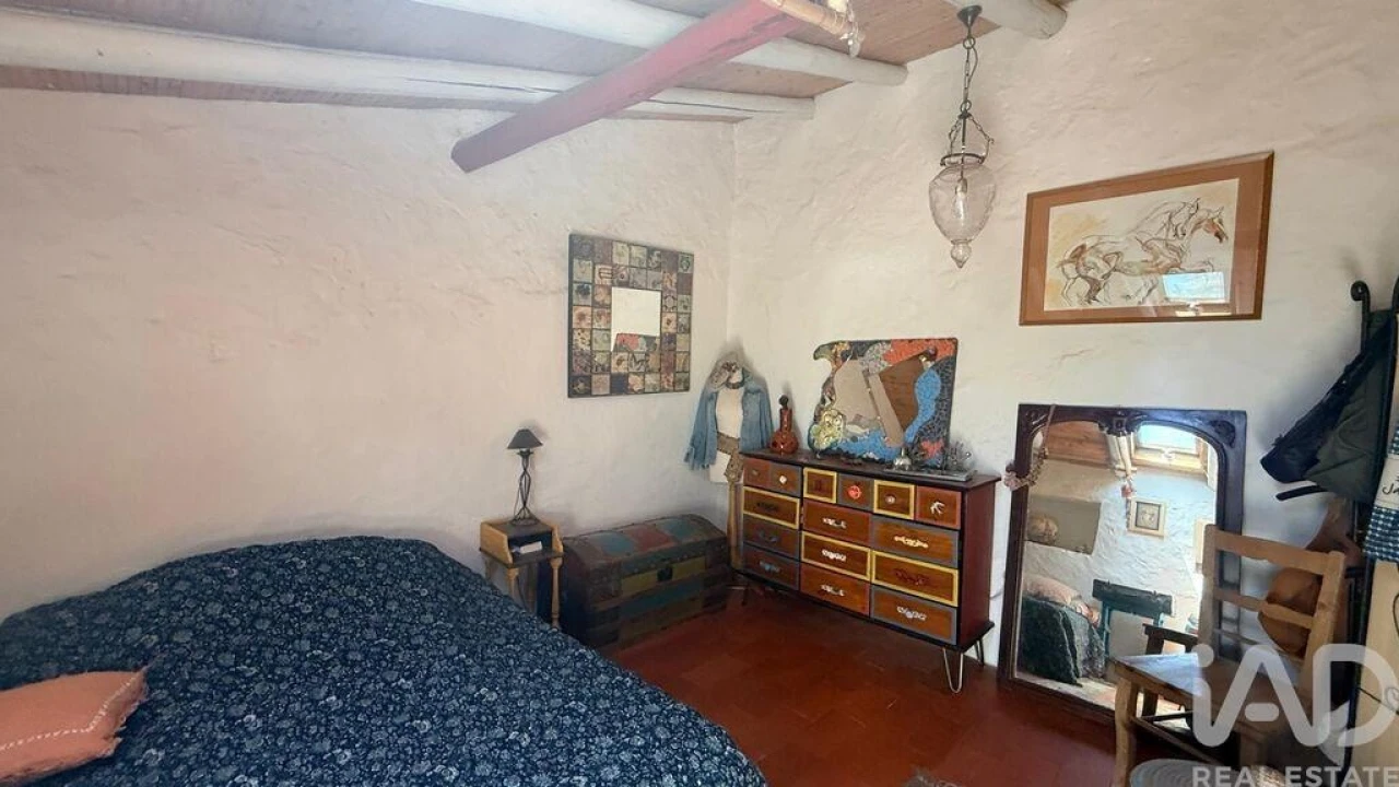 Moradia T3 para Venda em Santa Barbara de Nexe Foto 17