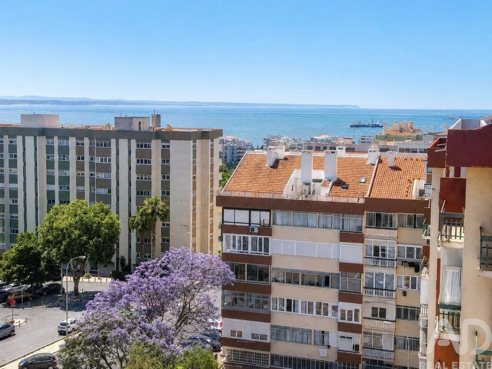 Apartamento T2 para Venda em Oeiras e São Julião da Barra, Paço de Arcos e Caxias Foto 3