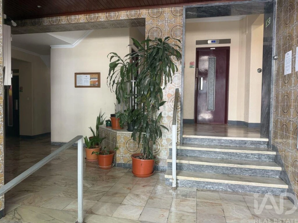 Apartamento T2 para Venda em Oeiras e São Julião da Barra, Paço de Arcos e Caxias Foto 16