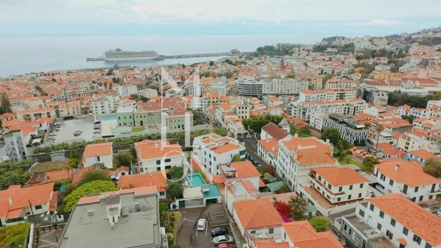 Prédio para Venda em Funchal (Santa Luzia)