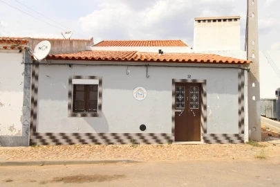 Moradia T1 para Venda em Montoito