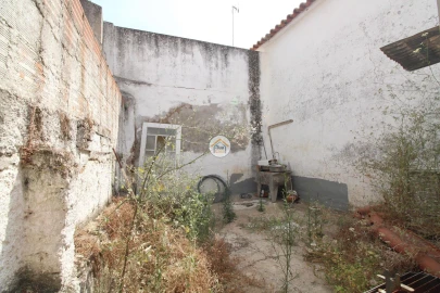 Moradia T1 para Venda em Montoito