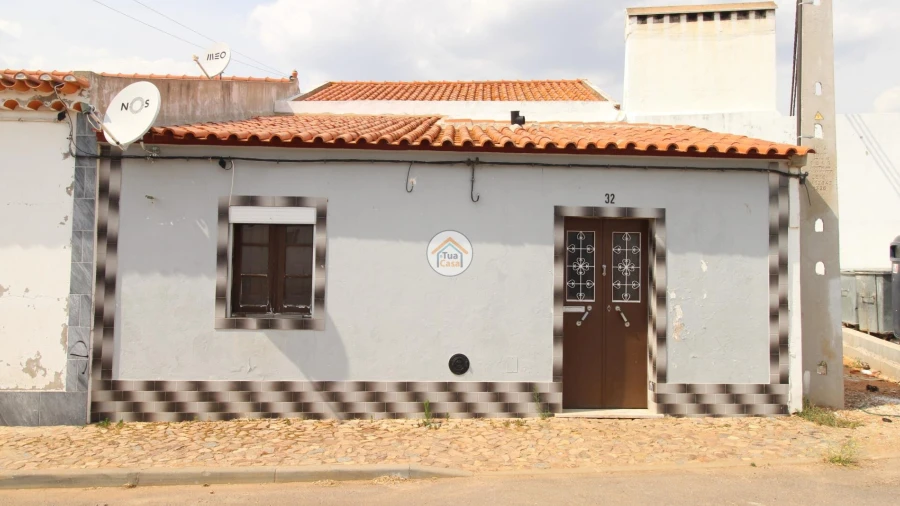 Moradia T1 para Venda em Montoito