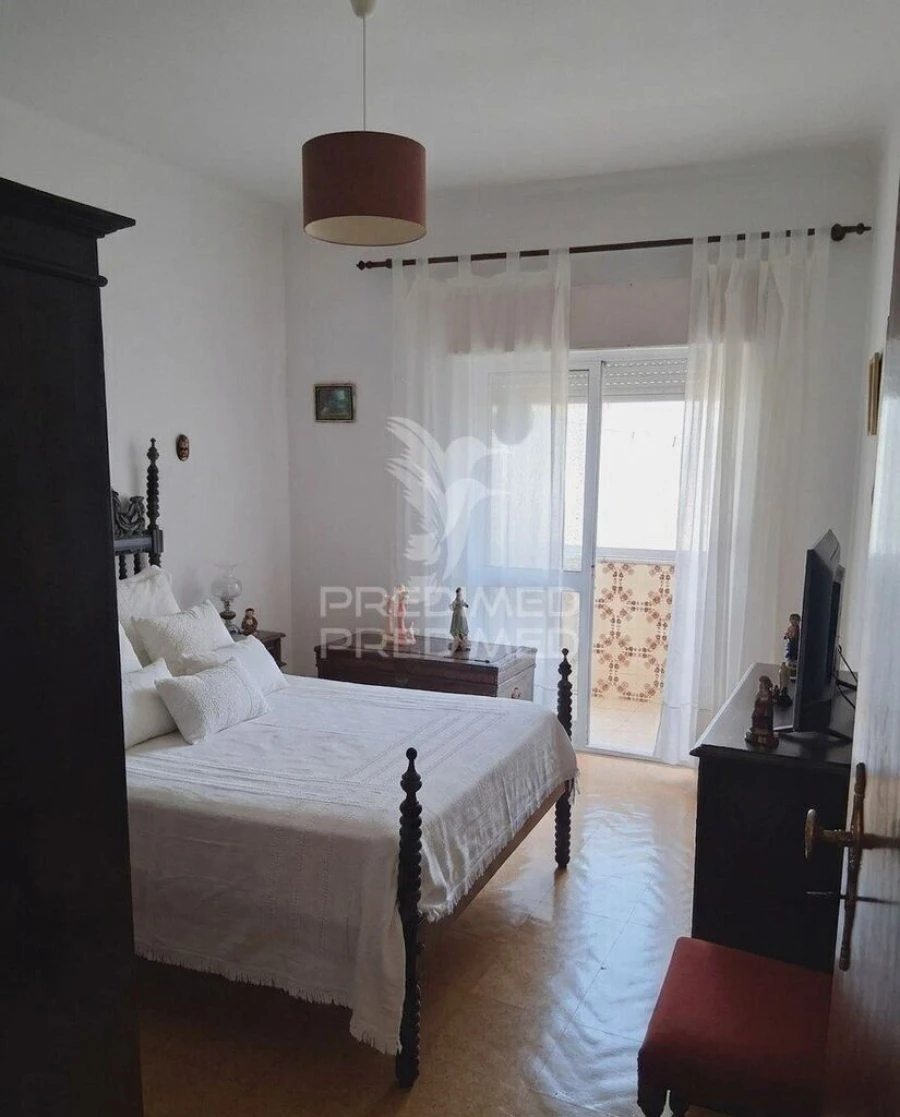 Apartamento T2 para Venda em Vila Franca de Xira Foto 8