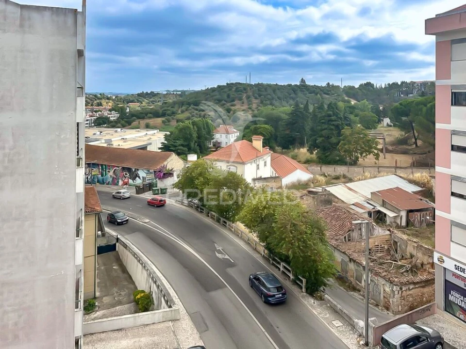 Apartamento T3 para Venda em Romeira e Várzea Foto 3