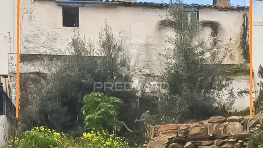 Moradia T6 para Venda em Alegrete