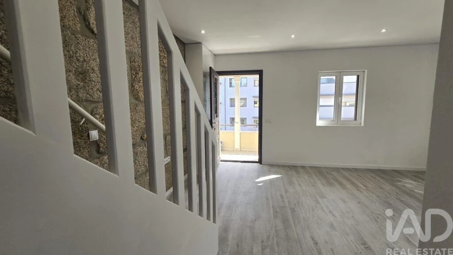 Apartamento T4 para Venda em Amarante (São Gonçalo), Madalena, Cepelos e Gatão Foto 7