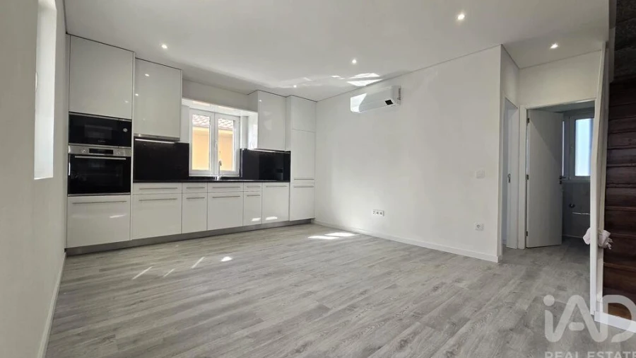 Apartamento T4 para Venda em Amarante (São Gonçalo), Madalena, Cepelos e Gatão