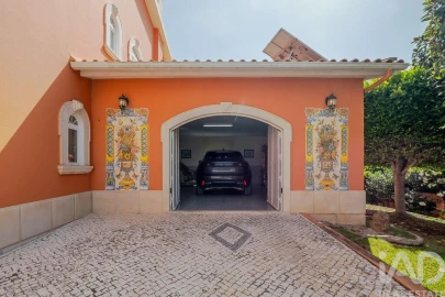 Moradia T5 para Venda em A dos Cunhados e Maceira