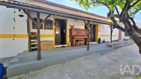 Quinta T3 para Venda em Carregado e Cadafais