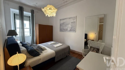 Apartamento T3 para Arrendamento em Arroios