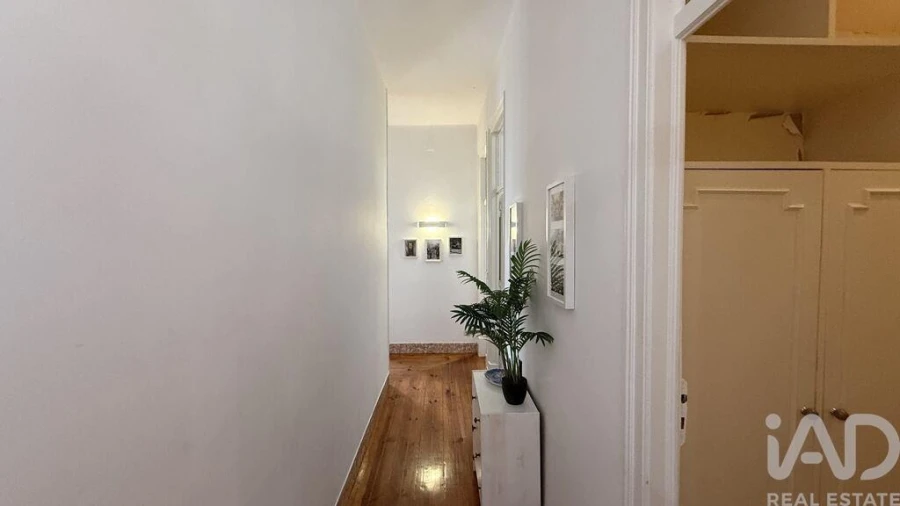 Apartamento T3 para Arrendamento em Arroios Foto 14