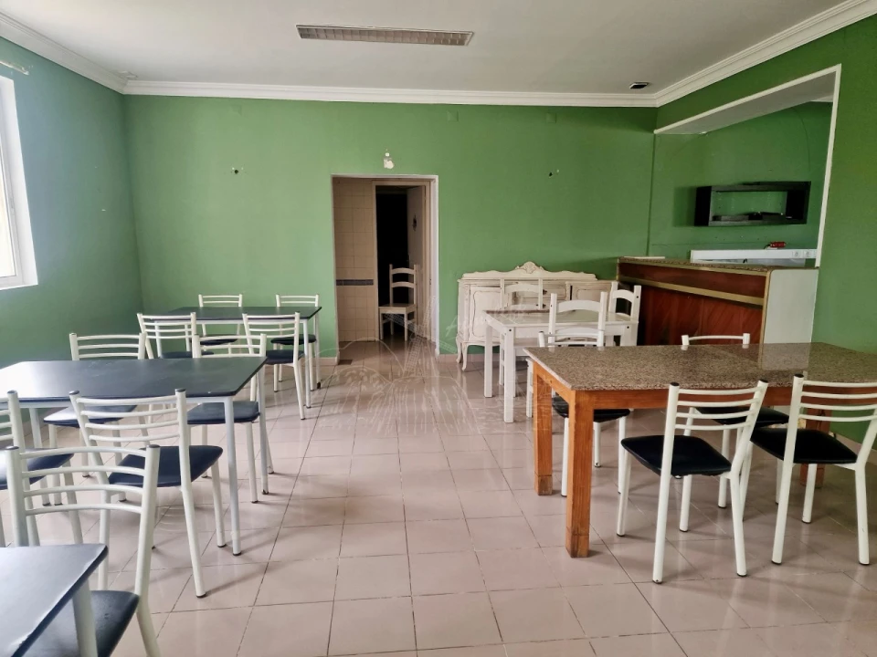 Moradia T7 para Venda em Luz de Tavira e Santo Estêvão Foto 3