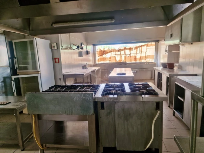 Moradia T7 para Venda em Luz de Tavira e Santo Estêvão Foto 5