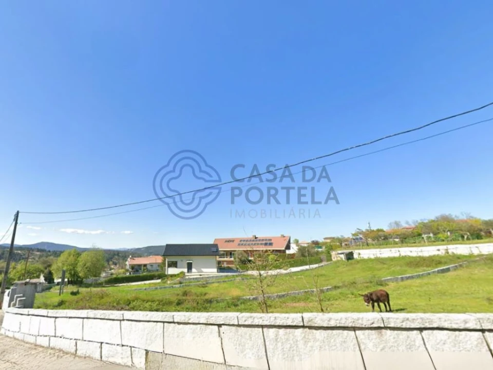 Terreno para Venda em Bornes de Aguiar Foto 9