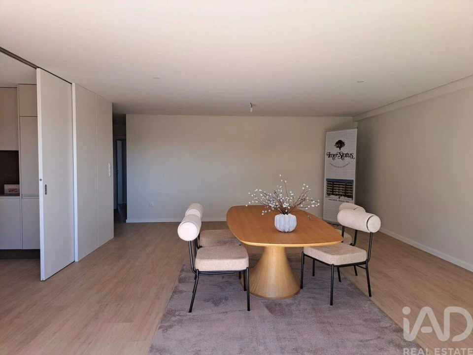 Apartamento T3 para Venda em Santa Marinha e São Pedro da Afurada Foto 2